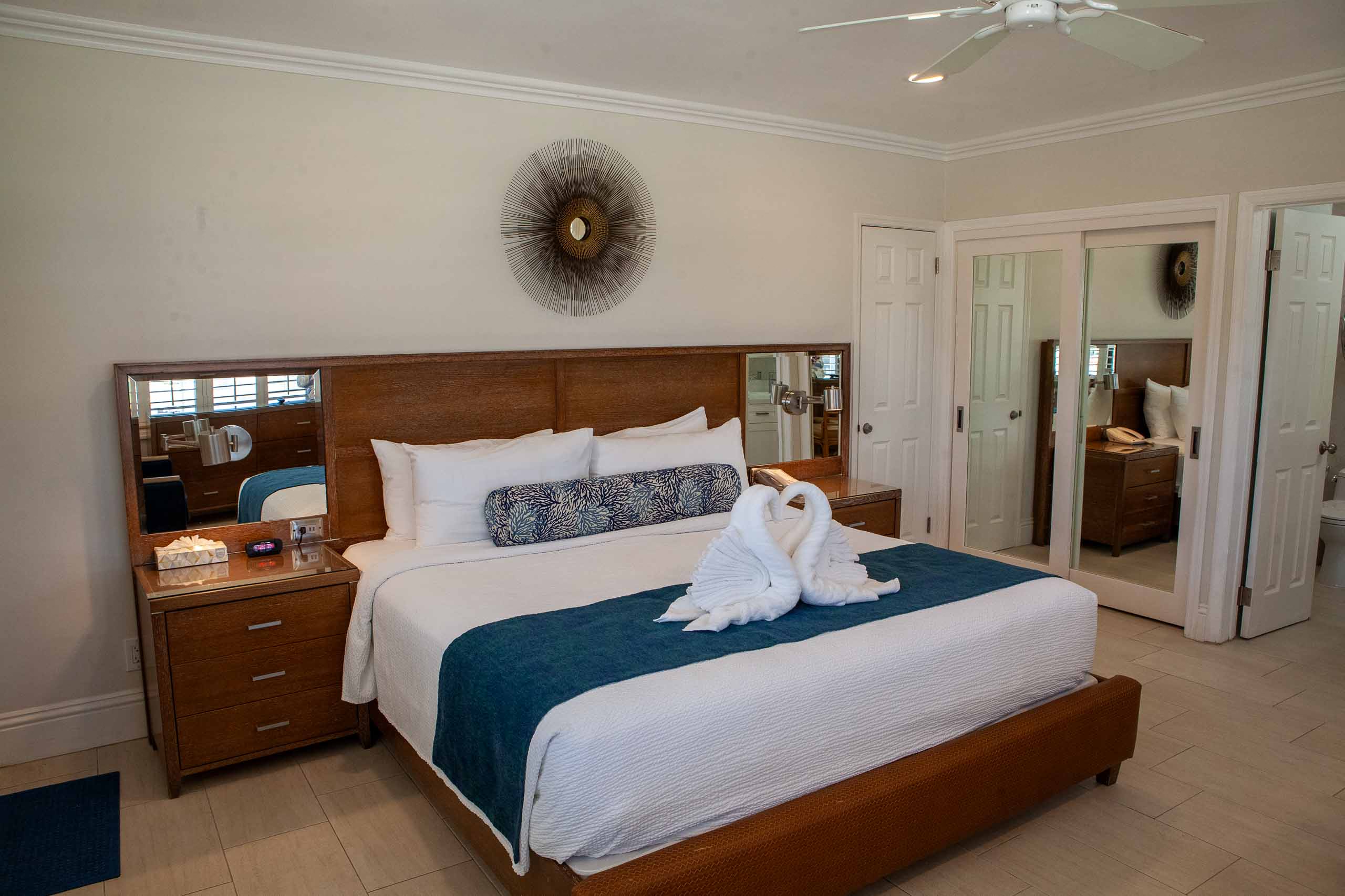 Room 40 — Efficiency Apartment, Oceanfront